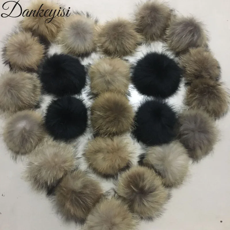 Wholesale 50pcs/lot DIY 13-17cm Real Raccoon Fur Pompoms Fur Balls For Hat Cap Beanies Shoes And Scarves Real Fox Fur Pom Poms