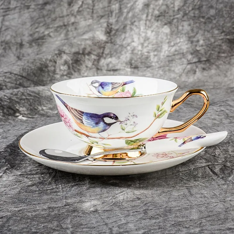 NONE Set aus Kaffeetassen und Untertassen aus feinem Knochenporzellan, Teetasse aus Porzellan, Afternoon Tea Party, 200 ml 8