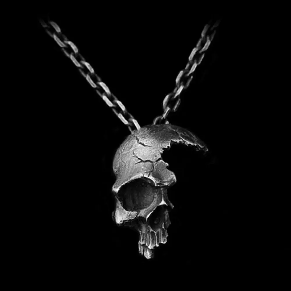 Broken Damaged Half Face Skull Pendant Necklace Men\'s Fashion Biker Rock Punk Jewelry Antique Silver Color, Chain length 45cm