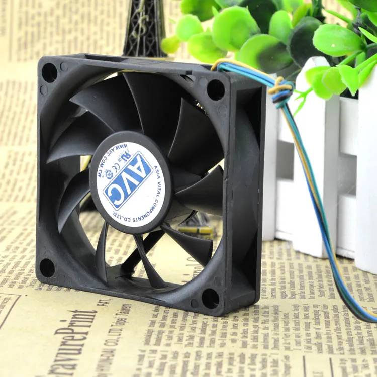 AVC DA07020T12U 70X70X20MM 12V 0.7A 7cm 4 line temperature control large volume CPU chassis fan