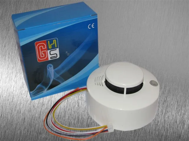 2 Stuks Ce Optische Rookmelder Sensor Wired Rookmelder Fire Alarm Voor Veiligheid Auto Dial Alarmsysteem Voor Gratis verzending