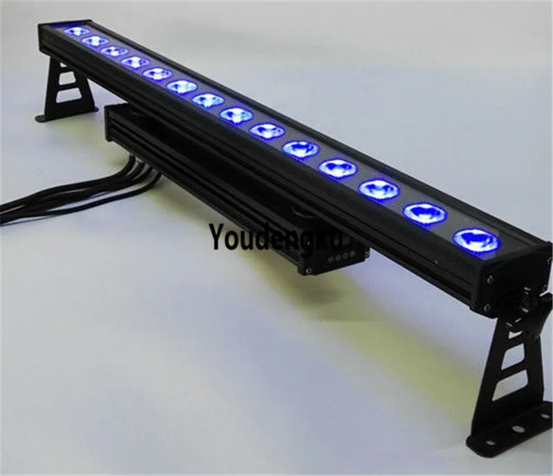 

4 pieces Water-proof building projection lighting 14x30W RGB 3in1 Pixel LED Wall Washer IP65 LED bar disco lighting