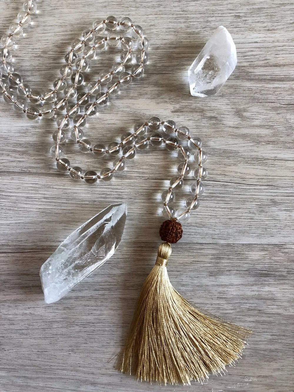 108 Mala Perlenkette Weiß Quarz Halskette Verknotet quaste Halsketten Gebet Yoga schmuck Rudraksha Meditation Mala Halsketten – Detail 4