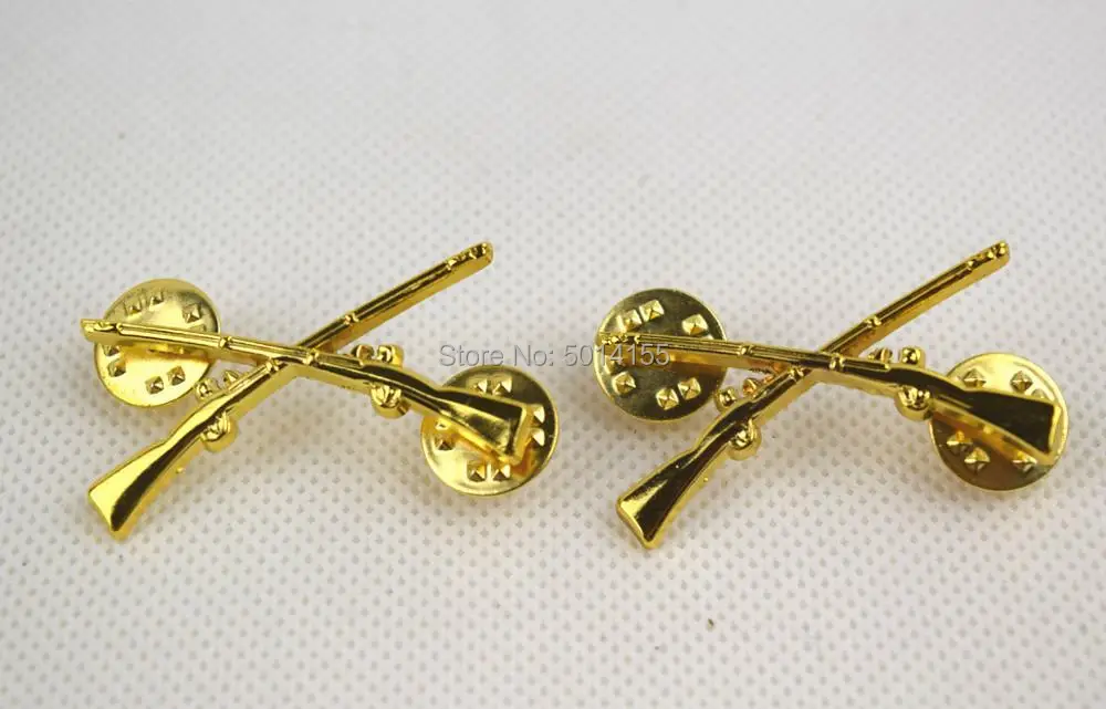 One Pair WWII US Army Infantry Officer Collar Metal Badge Insignia