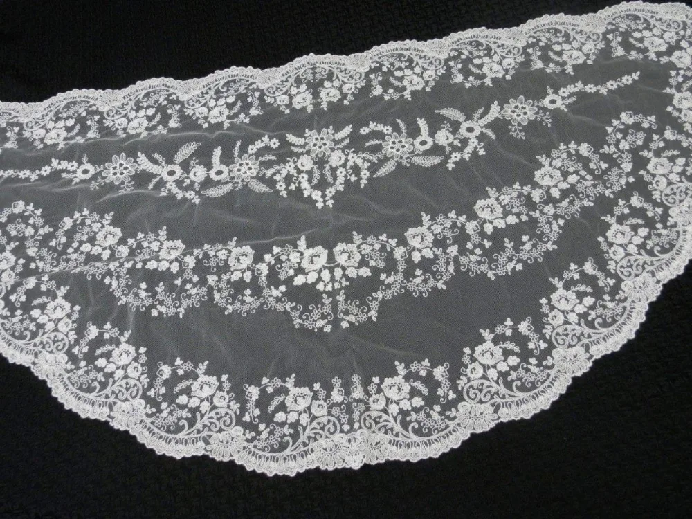 Traditional Spanish Lace Mantilla Veil ,Half Moon Embroidery Lace Mantilla