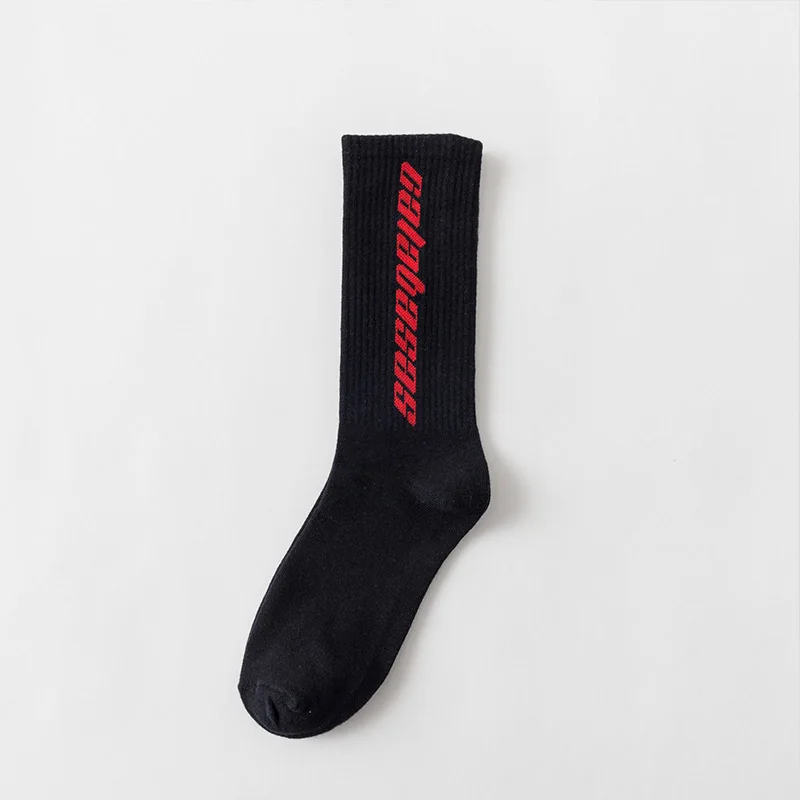 New Fashion Men Cotton Socks Women Streetwear Kanye West Ins Crew Socks Hip Hop Letter Calabasas Socks Long Skateboard Sock