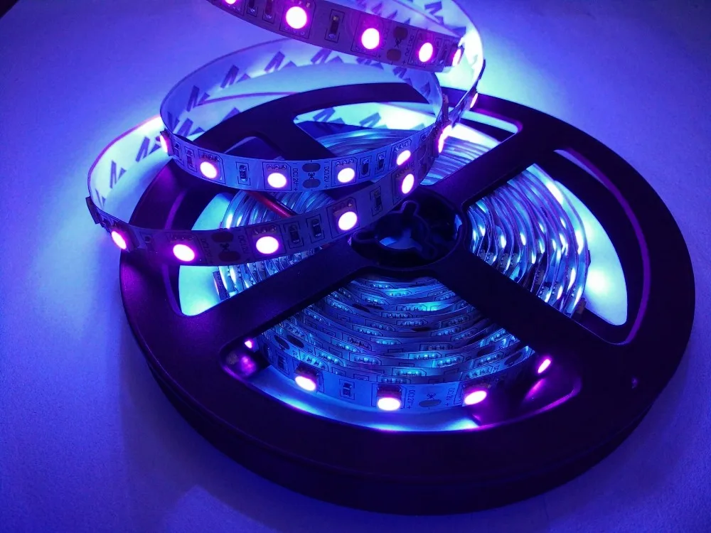 

10pcs/lot 16.4ft 5M UV Ultraviolet led strip 5050 SMD Purple 300 LED Flex Strip Light Non Warterproof 12V(60 LED/m),free ship