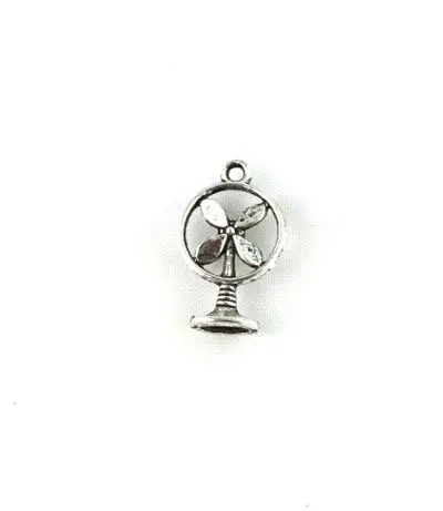 

FREE SHIPPING 600PCS Tibetan Silver Color Fan Charm A13298