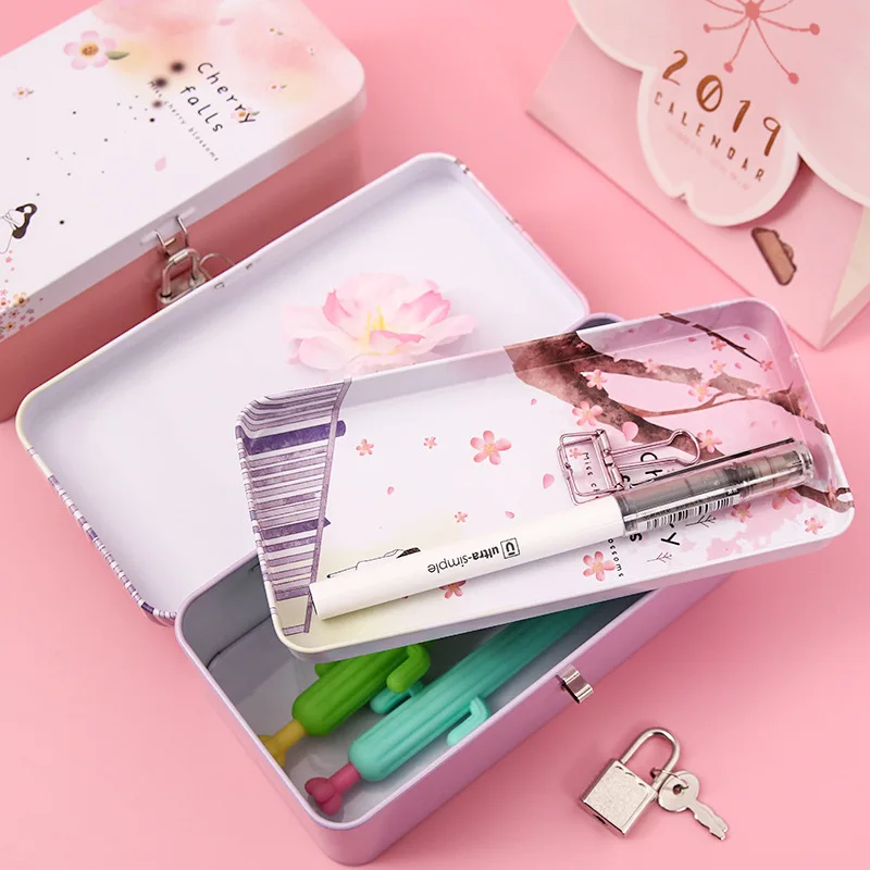 Creative Tinplate Box With  Storage Box Lockable small storge box for Desktop Cosmetic Jewely Sundries Iron Box with Lock Lovly