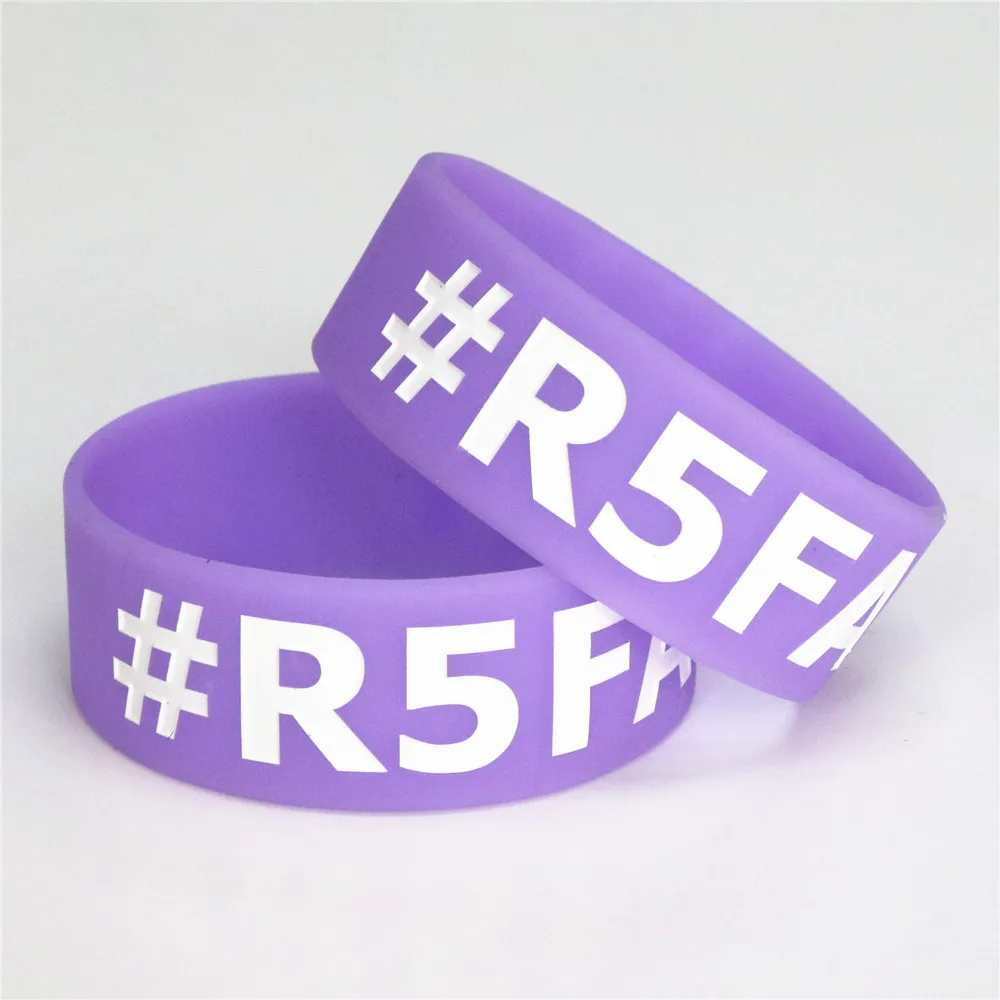 Fashion 1PC R5 Family Silicone Wristband 1\