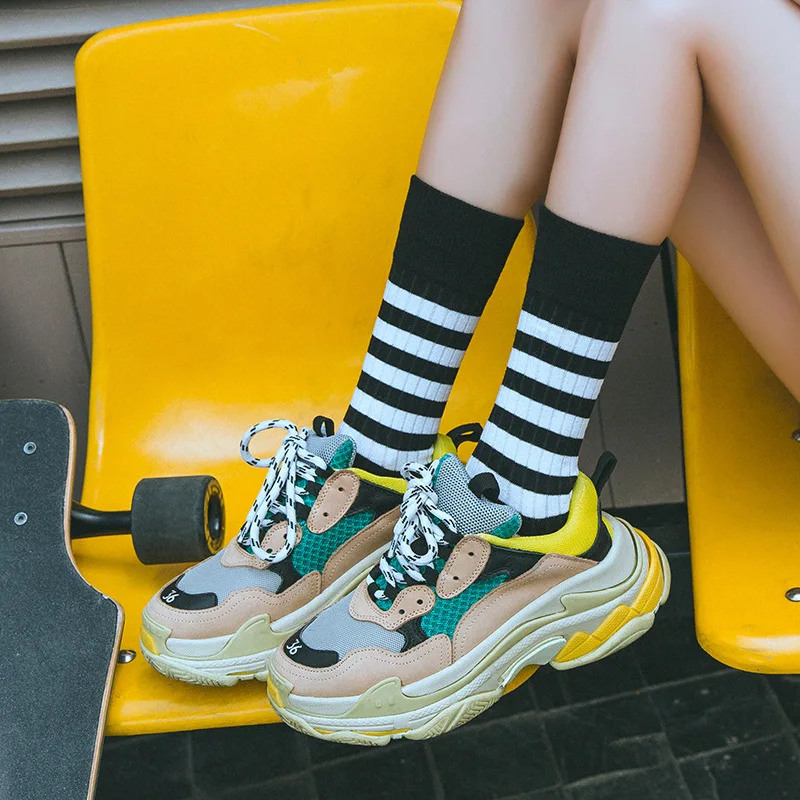 New Women Striped Printed Cotton Socks Harajuku Fashion High Quality Novelty Funny Casual Happy Street Skate Socks Autumn Winter