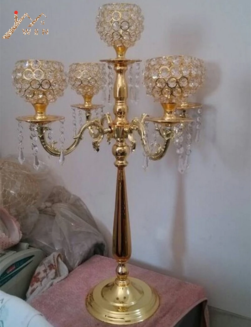 Top rated 1 lot=4pcs 76 cm height 5-arms metal Gold candelabras with crystal pendants wedding candle holder Event centerpiece