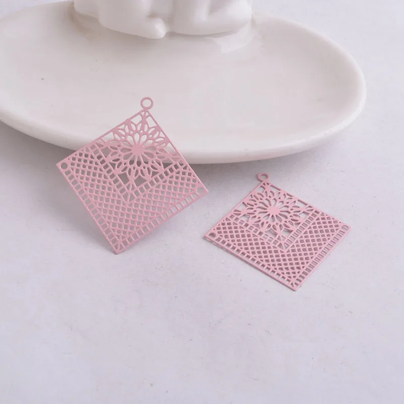 50 Stück AB3333 39*41mm Quadratische Anhänger Rhombus-Formen für DIY-Ohrringe und Schmuck – Detail 7