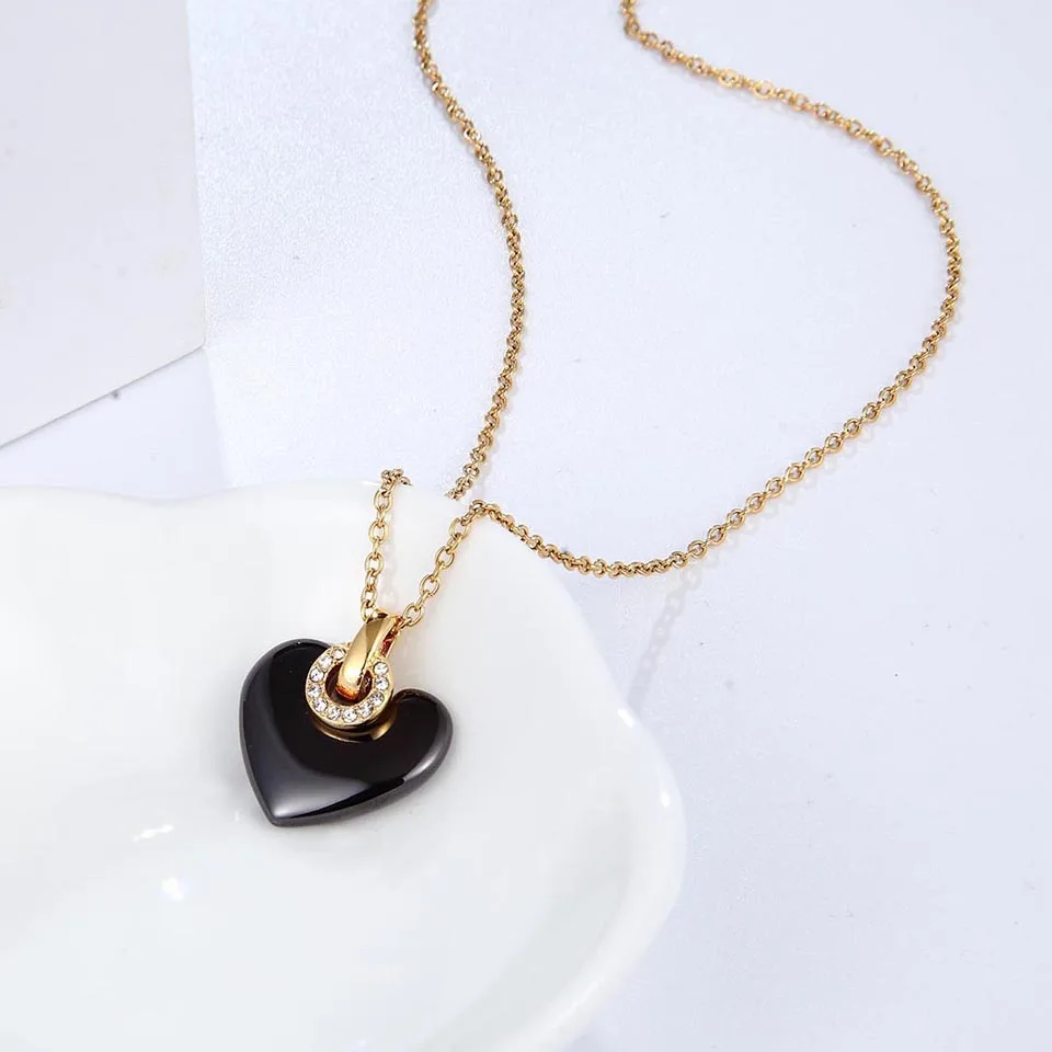 New Fashion Jewelry Black And White Heart Ceramic Crystal Pendant Necklaces With Women\'s Stainless Steel Necklace & Pendants