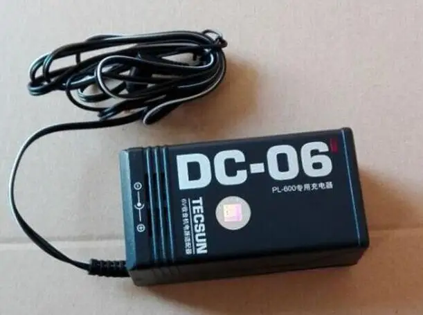 DC-06 AC 220V/50Hz DC 6V 300mA Power Charger Adapter US Plug For TECSUN PL600 PL660  PL-680