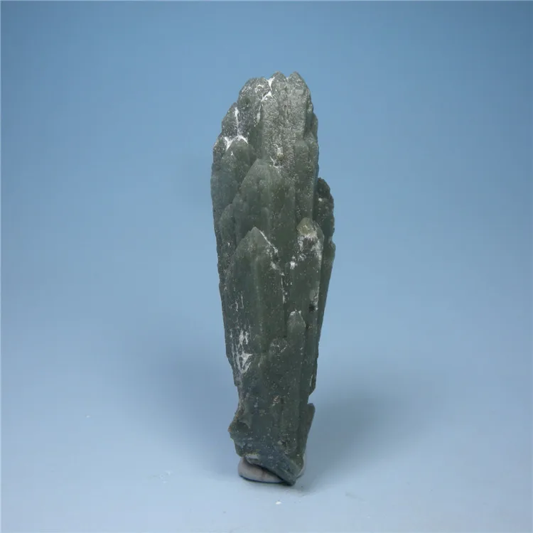 

Inner Mongolia natural backbone green crystal stone mineral crystals teaching specimens Kistler mineral crystal column