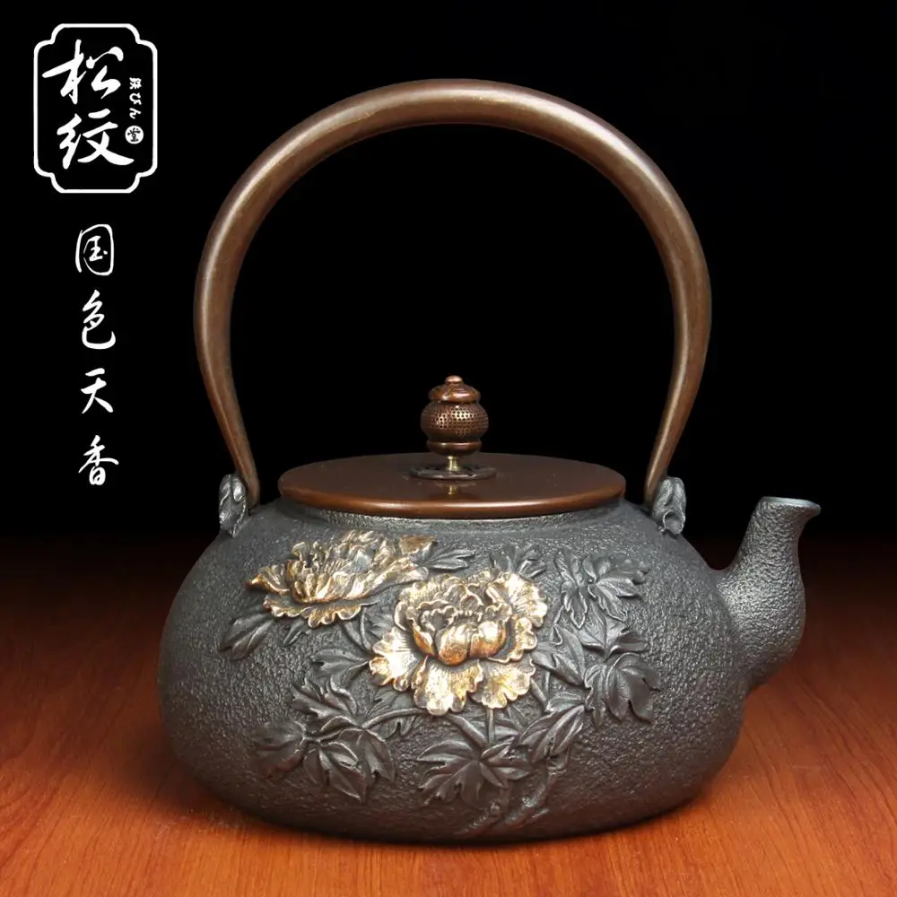 

Retro Exquisite Cast Iron Teapot Japanese Flower Pattern Tea Pot 1300ml Drinkware Kung Fu Infusers Tea Ceremony Tools