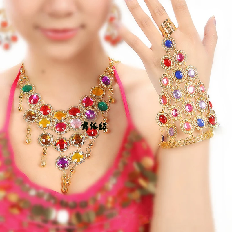 Atacado acessório de fantasia de dança do ventre, conjunto de joias banhadas com strass coloridos de bollywood, colar e pulseiras indianas