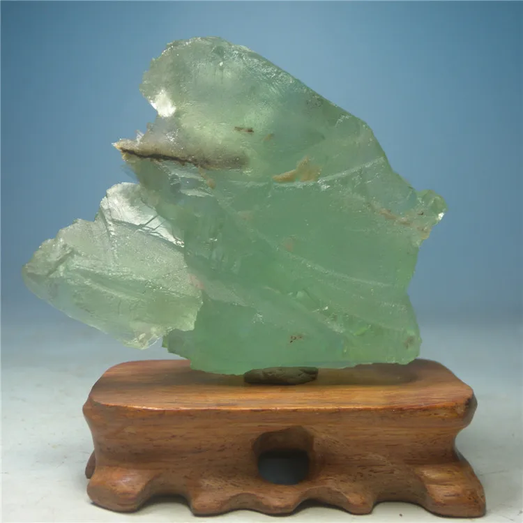 Gifts mineral fluorite transparent fluorescent green natural fluorite lens is good teaching new mineral specimens