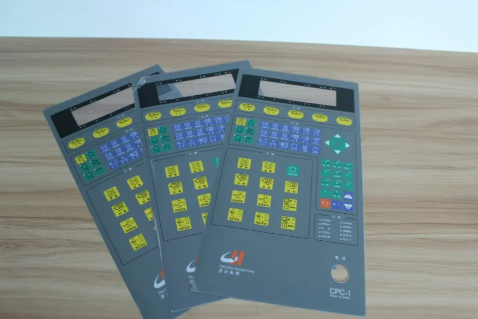 

Zhenxiong injection molding machine sticker Zhende display panel sticker film button panel touch screen