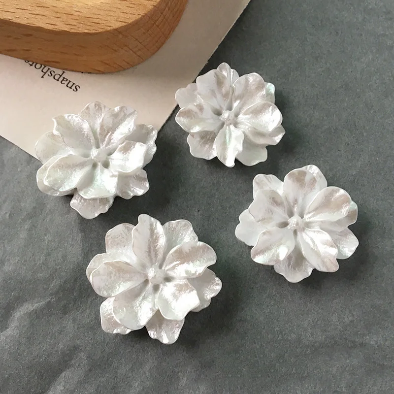 5pcs Small 3D Flower Brooch Ring Patch Findings Diy Resin Charms Handmade Daisy Pendant Handicrafts Accessory Jewelry Make F388