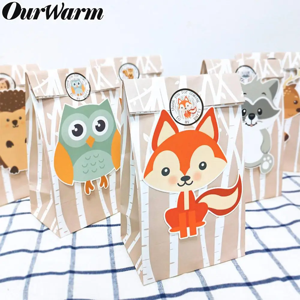 

OurWarm 24Pcs Jungle Animals Paper Gift Bag Candy Bags Jungle Party Baby Shower Packaging Bags Woodland Birthday Party Supplies