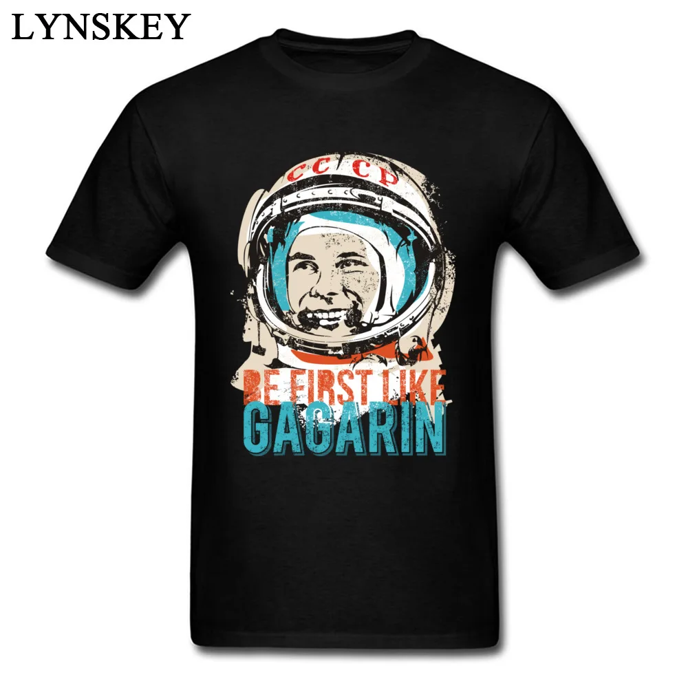 Brand New 2018 Be First Like Gagarin Men\'s Shirts Teen T-shirt Black Short Sleeve Cartoon Character Printed Vintage