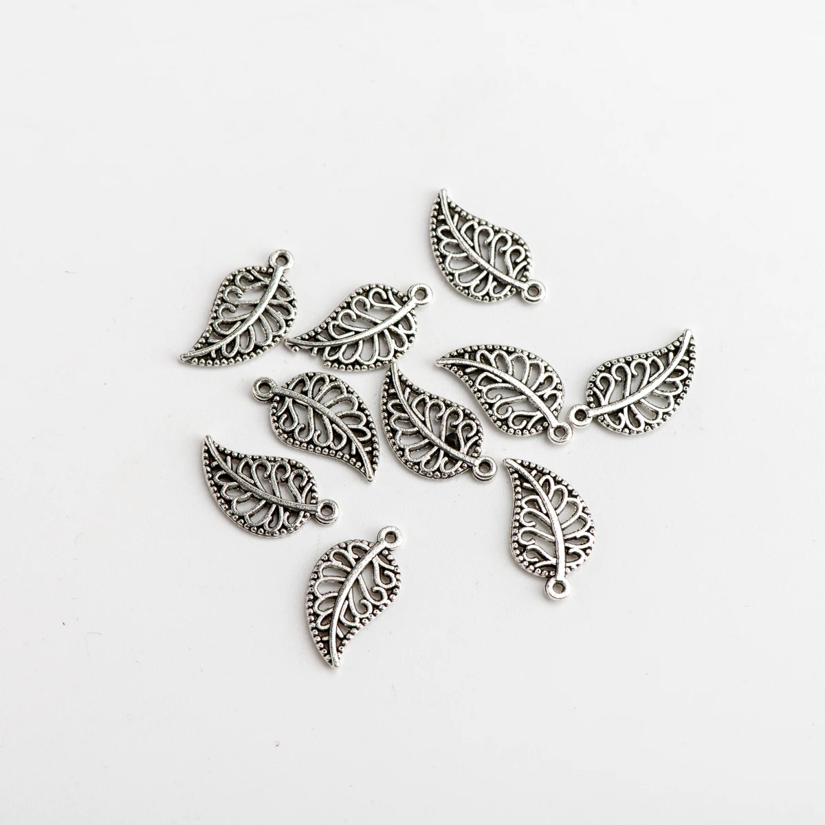 Small Leaf DIY Alloy Pendant For Crafts Charms Jewelry Findings & Components For Jewelry Making #JZ103