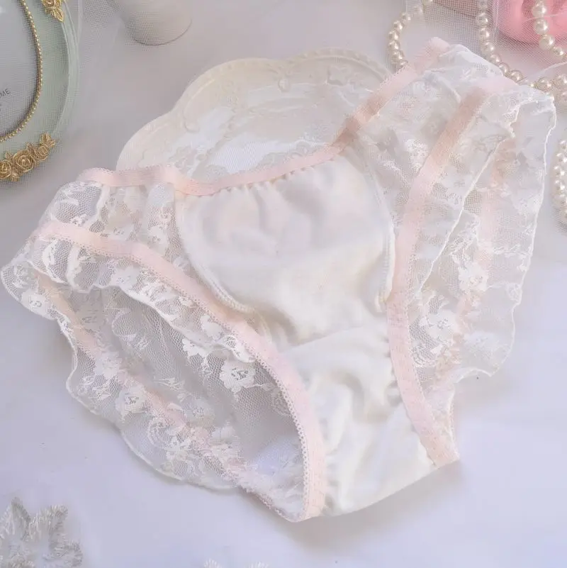 New Princess Cute Lovely Style Panties Sexy Hollow Transparent Embroidery Ruffle Seamless Underwear for Women Lingerie Breifs