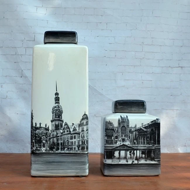 

Tao Caicai style retro ornaments square ceramic decorative porcelain decoration decoration soft black and white tank