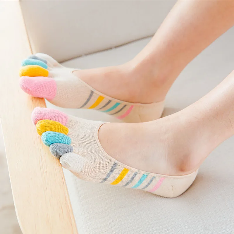 5 Pairs Women's Summer Cotton Colorful 5 Toe Socks Cotton Invisible Shallow-mouth Five Finger Socks No Show Socks Non-slip Women
