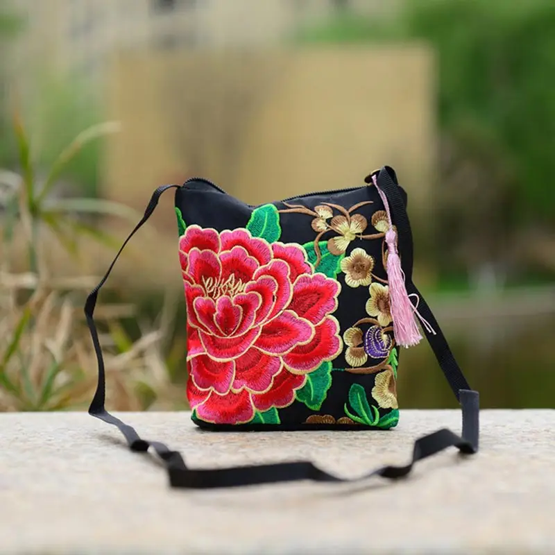 National Women Ethnic Style Peony Min Shoulder Bag Embroidery Crossbody Handbag Tote Random Color Portable 2023 New Embroidered