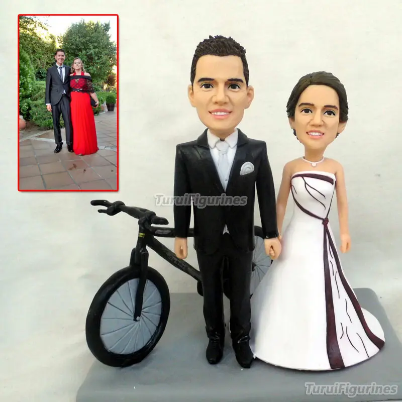 bobblehead custom Wedding Cake Topper Statue with two dog Custom Bride Groom Stablemate animal Wedding Cake Topper personalised