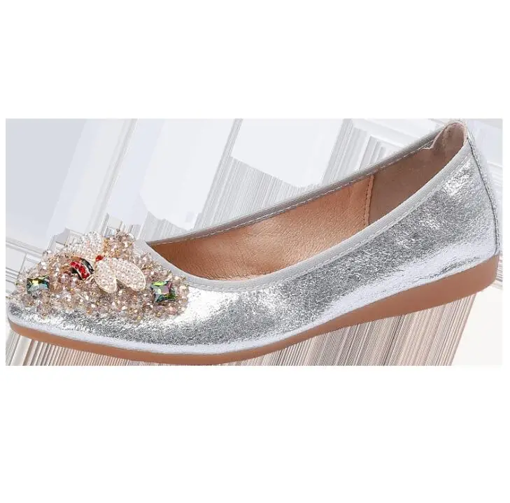 Nieuwe Plus Grote Maat Kleine Bijen Dame Kristal Platte Schoenen Elegante Comfortabele Dame Mode Strass Vrouwen Zachte Balletschoenen A149