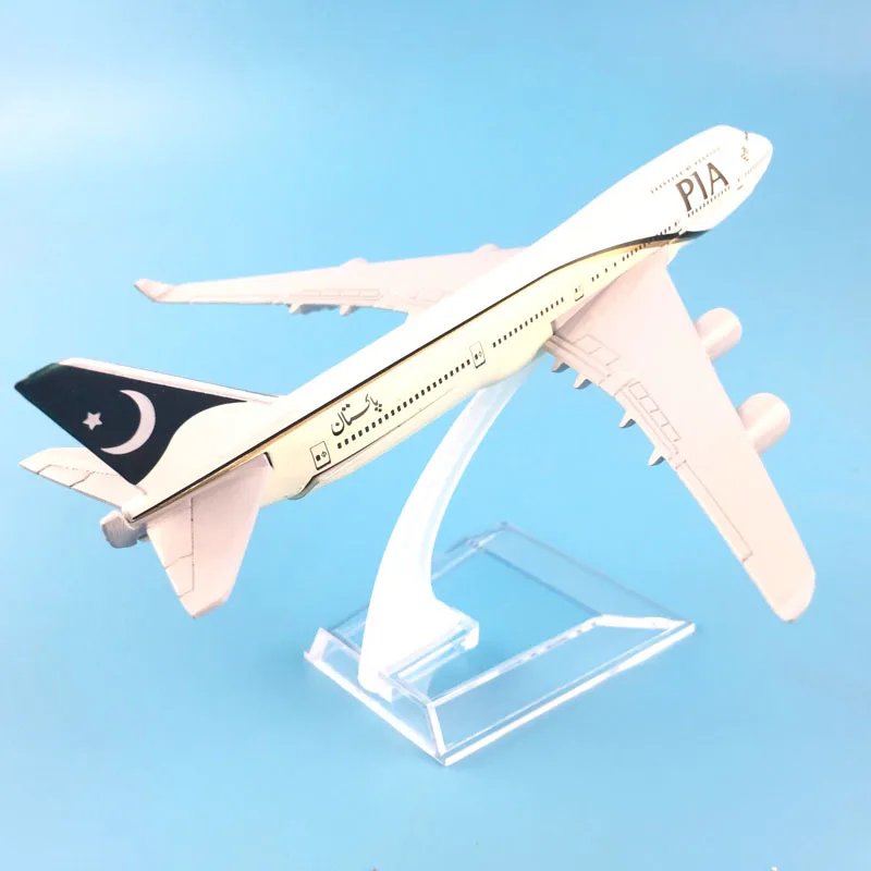 JASON TUTU 16cm Plane Model Airplane Model Pakistan PIA Boeing 747 Aircraft Model Diecast Metal Airplanes 1:400 Plane Toy Gift