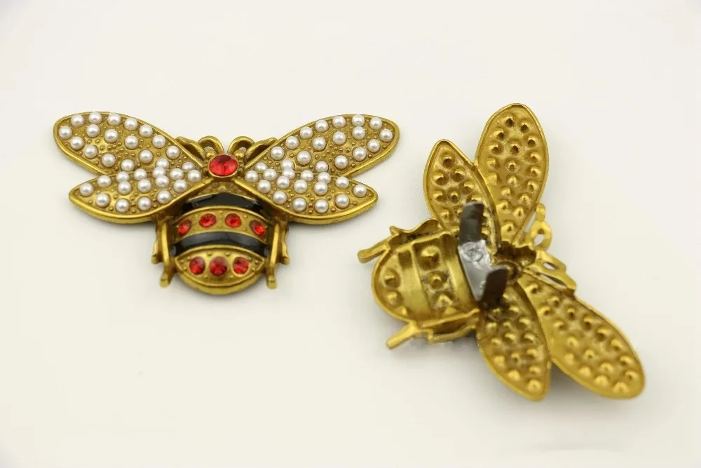 2pcs Pearl insect badge women accessories DIY accessories for bag badges on backpack kawaii clothes decoration Crafts Bee Buckle