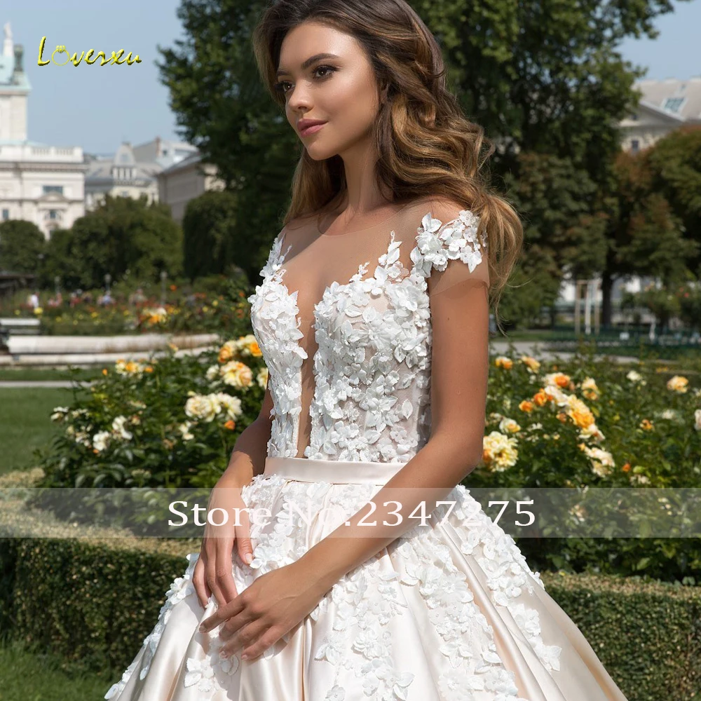 Loverxu Ball Gown Wedding Dresses Scoop Cap Sleeve Robe De Mariee Lace Beaded 3D Flowers Mattte Satin Custom Made Bridal Gown
