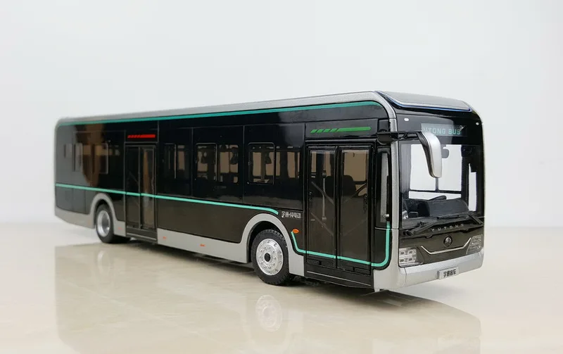 Collectible Diecast Toy Model Gift 1:42 Scale Yutong U12 Pure Electric Bus City Transit Bus Lighting Vehicle Model Decoration