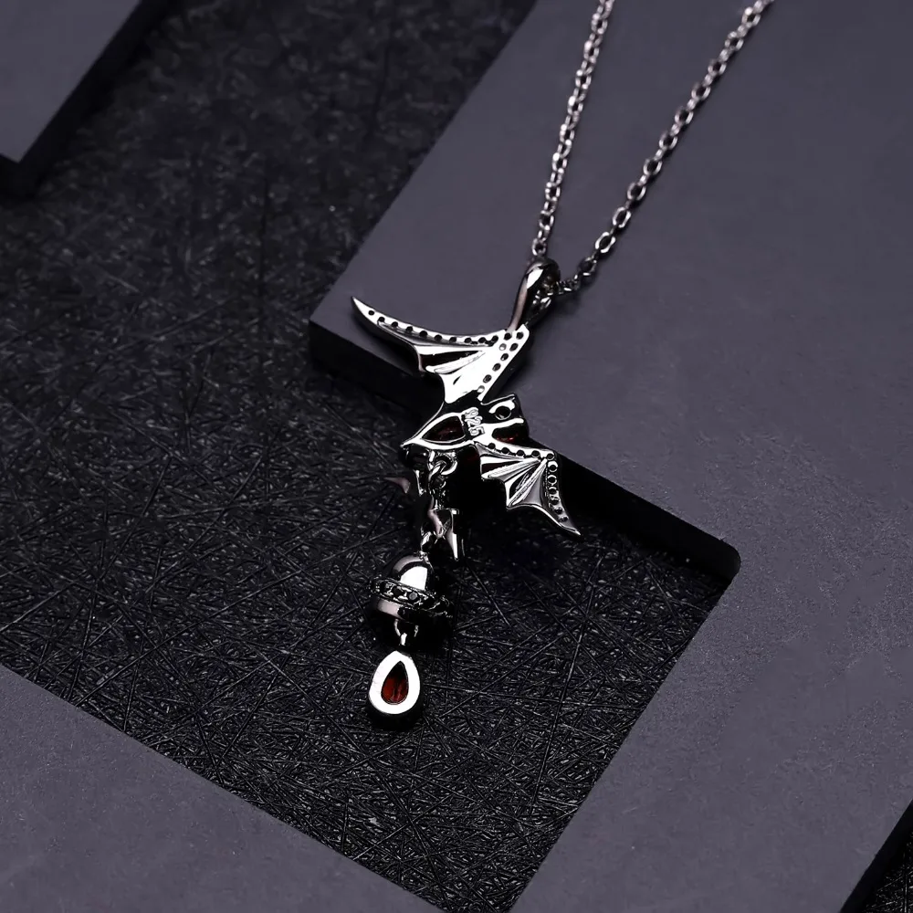 GEM\'S BALLET 925 Sterling Sliver Bat Shape Natural Garnet Gemstone Vintage Gothic Punk Pendant Necklace For Women Party Jewelry