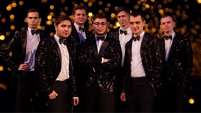 Parlak altın pullu Glitter süslenmiş Blazer ceket erkekler gece kulübü balo elbise Blazer erkek kostüm Homme sahne giysi şarkıcılar için