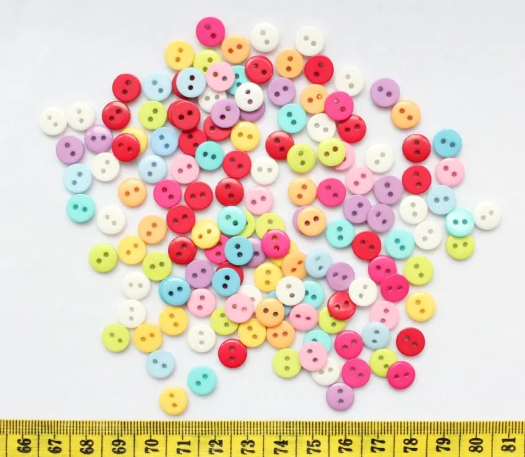 

Set of 1000pcs - Mini assorted colors Resin Round sewing Buttons 2 holes 9mm wholesale-LK0019