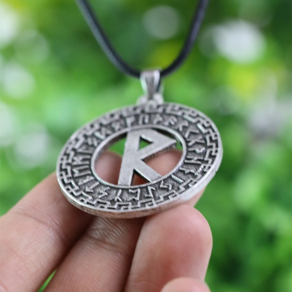 1pcs Viking Raido Amulet Necklace Viking Nordic Runes pendant Necklace Talisman Viking Jewelry