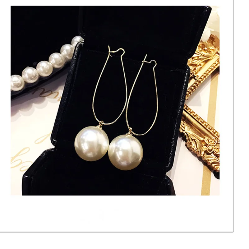 2020 new hot sale earrings fashion wild temperament simple pearl pendant long ladies earrings wholesale