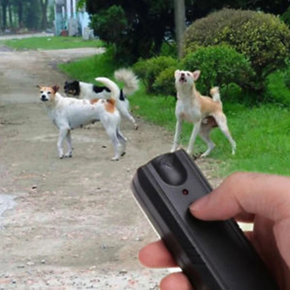 1Pcs Ultrasonic Dog Repellers Anti Bark Control Stop Barking Away Dog Training Repeller Device