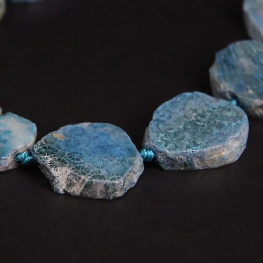 New!!! 11-13PCS/strand Blue Coral Jades Fossils Raw Slab Nugget Beads,Ocean Chrysanthemum Stone Agates Slice Pendants Jewelry