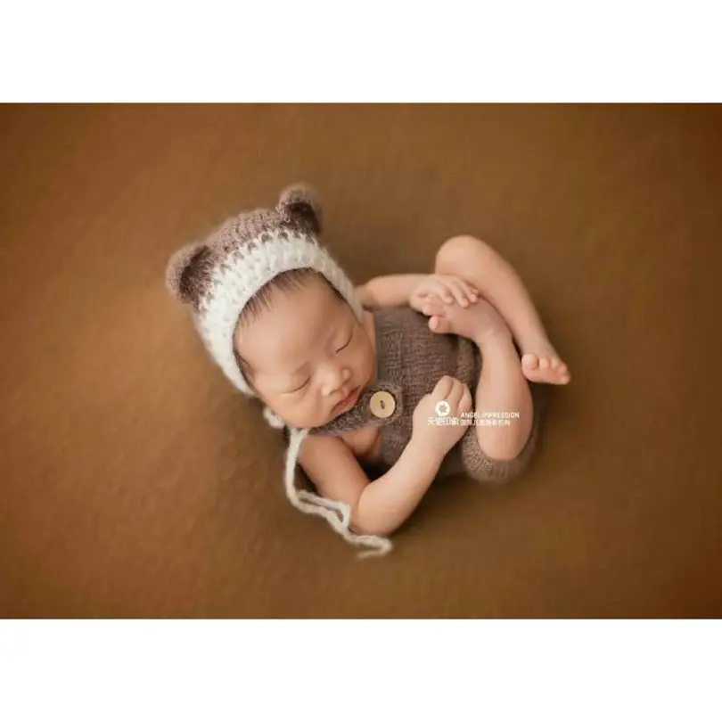 

Newborn Baby clothes photography props Knit baby ruffle hat and romper full set Newborn moahir hooded romper outfit