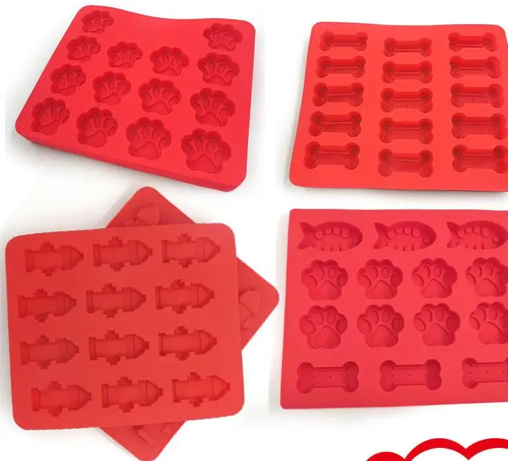 Food Grade Ice Cube Trays Cooler Puppy Paw Bone Rocket Cake Pan Silicone Treats Biscuit Baking Mold Cookie Cutter red