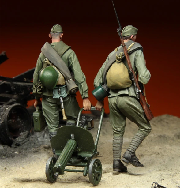 1/35 Resin Figure Model Kit Russian Maxim MG Team, Kursk 1943 Two Figures  Unassembled unpainted Top