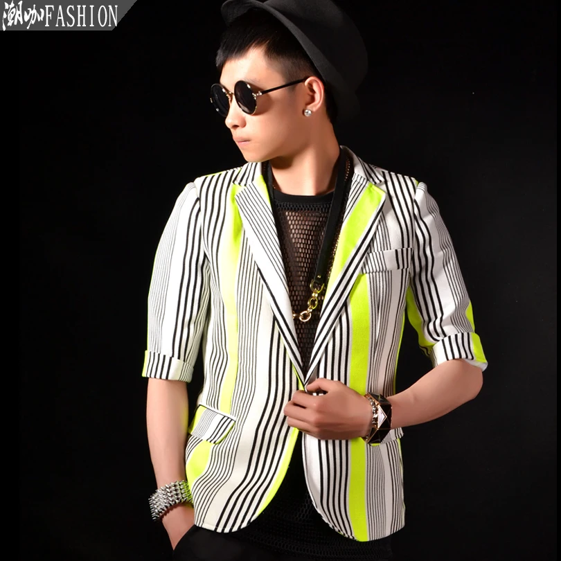 Super Low Price 2021 New Men Clothing Fashion Stripe Fluorescence Half Sleeve Suit Formal Dress Stage Singer Costumes