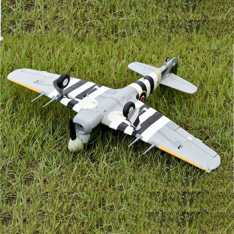 FMS 1100MM 1.1M Hawker Typhoon 6CH con alette retrattili 3S PNP RC aereo Warbird Hobby modello aereo aereo Avion regalo britannico